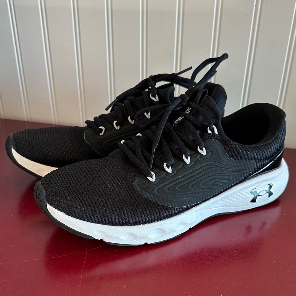Under Armour Women’s Black and White Athletic Shoes